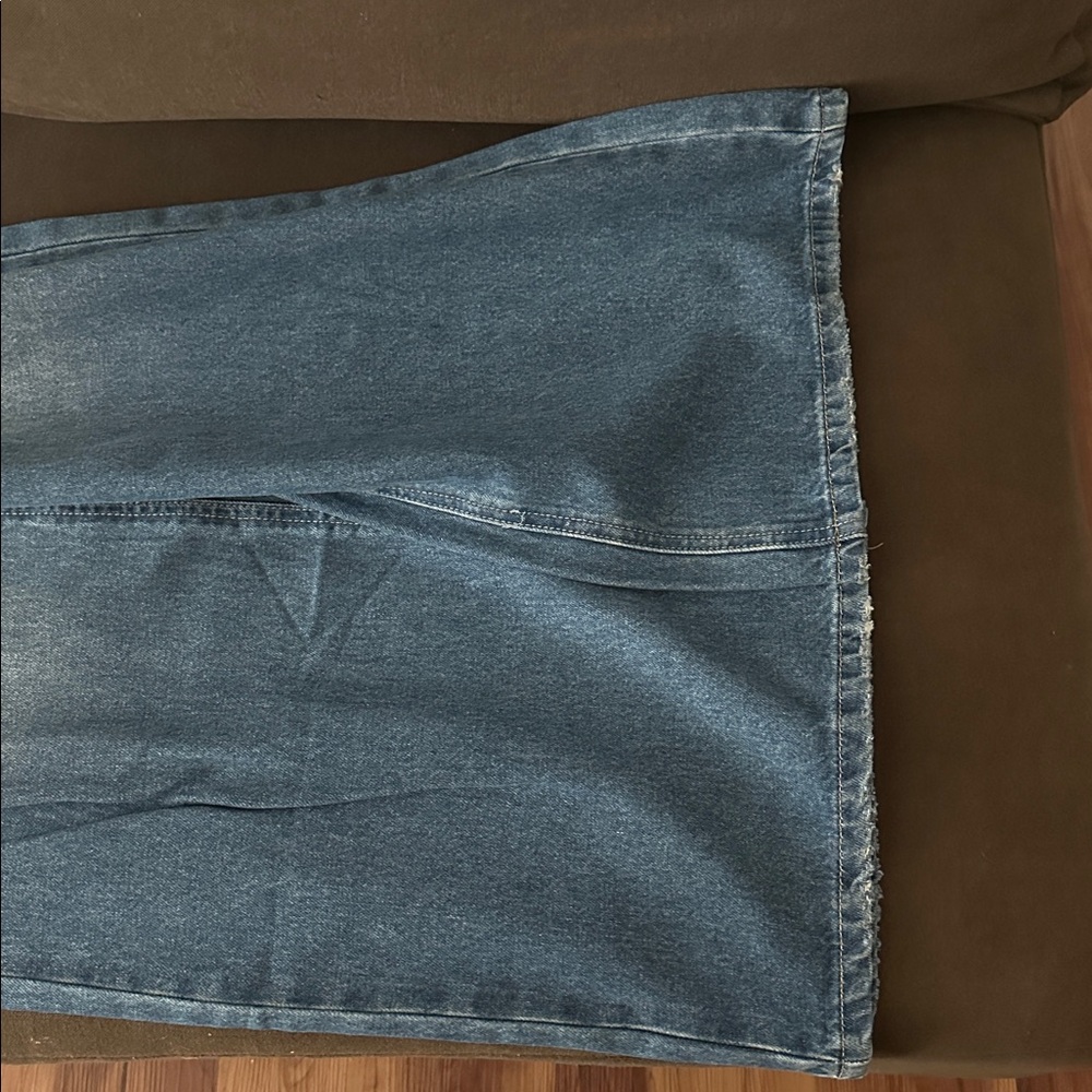 Fashion Nova Classic Blue Jeans - Picture 3 of 5